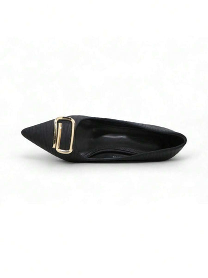 Chaussures à talons hauts en satin à bout pointu, talon fin pour le mariage et la fête.